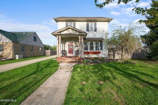 641 Ansonia Street, Oregon, OH 43616