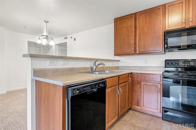 4200 Spring Creek Lane, O'fallon, MO 63368