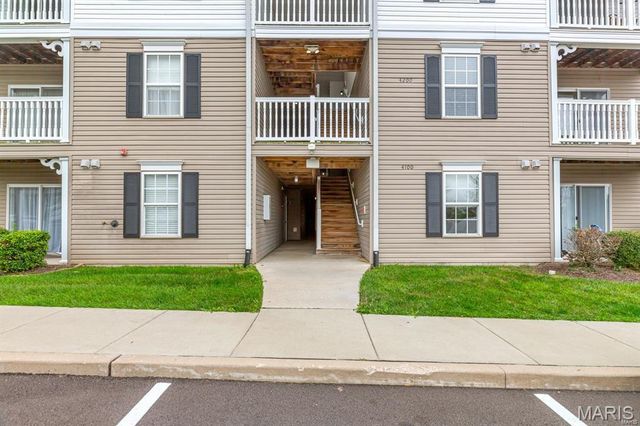 4200 Spring Creek Lane, O'fallon, MO 63368