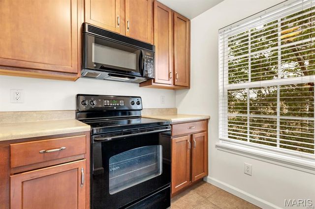 4200 Spring Creek Lane, O'fallon, MO 63368
