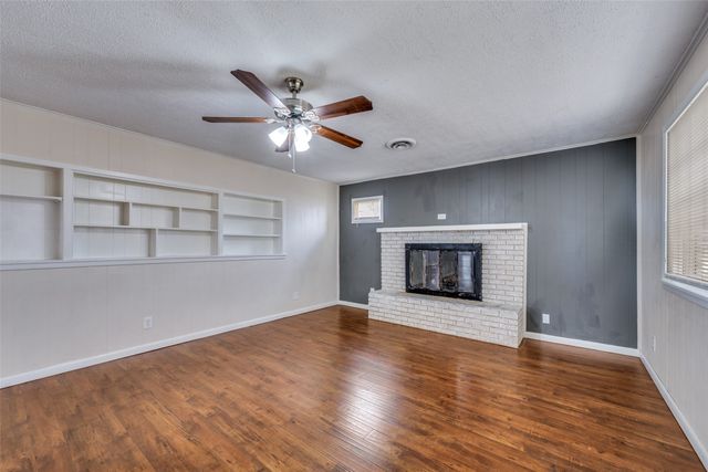 8016 Downe Drive, White Settlement, TX 76108