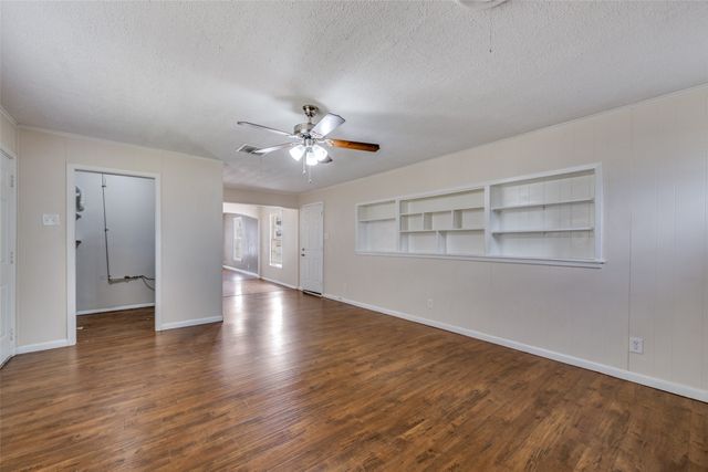 8016 Downe Drive, White Settlement, TX 76108