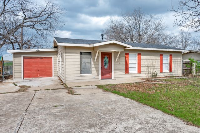 8016 Downe Drive, White Settlement, TX 76108