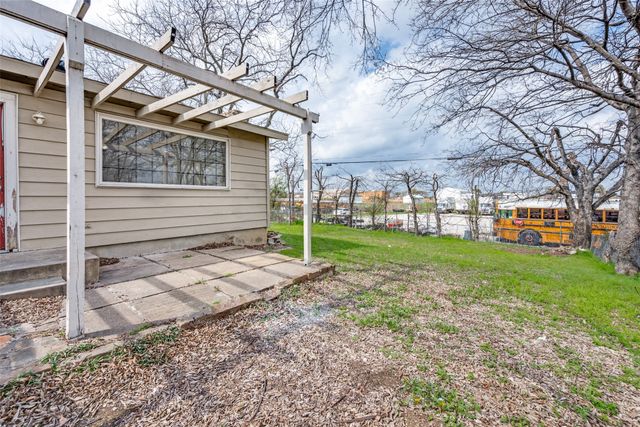 8016 Downe Drive, White Settlement, TX 76108