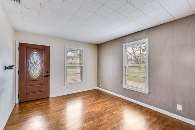 8016 Downe Drive, White Settlement, TX 76108