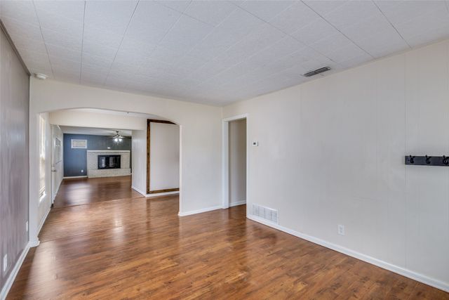 8016 Downe Drive, White Settlement, TX 76108