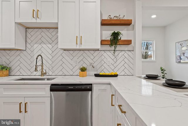 3514 FAIRVIEW AVE, Baltimore, MD 21216