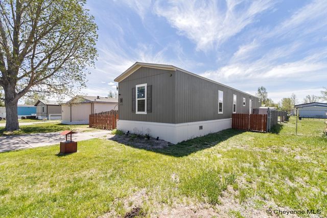 605 SOUTH FORK RD, Cheyenne, WY 82007