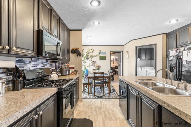 605 SOUTH FORK RD, Cheyenne, WY 82007