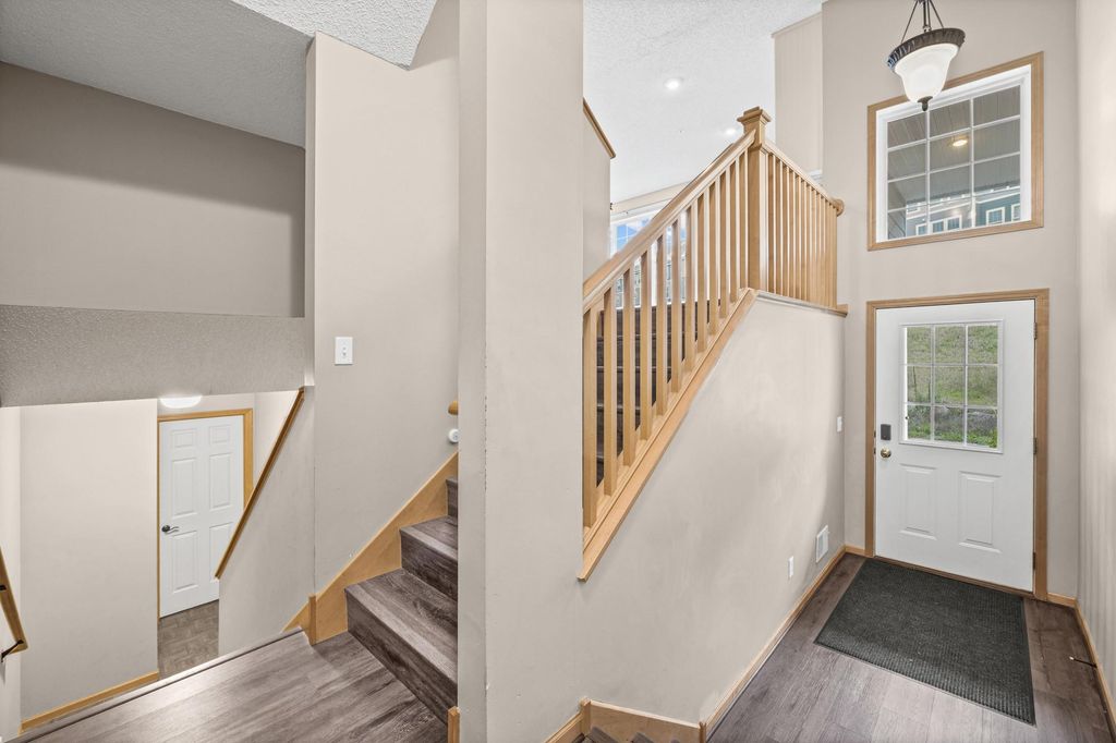 15610 Early Bird Circle 210, Apple Valley, MN 55124 — photo 4