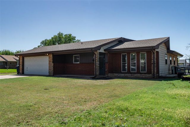 946 Freeland Drive, Enid, OK 73701
