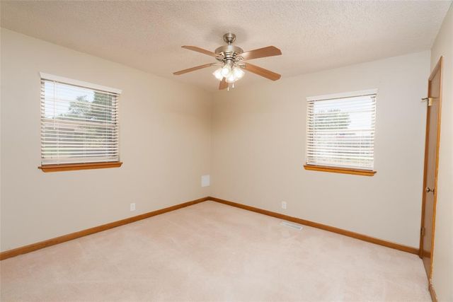 946 Freeland Drive, Enid, OK 73701