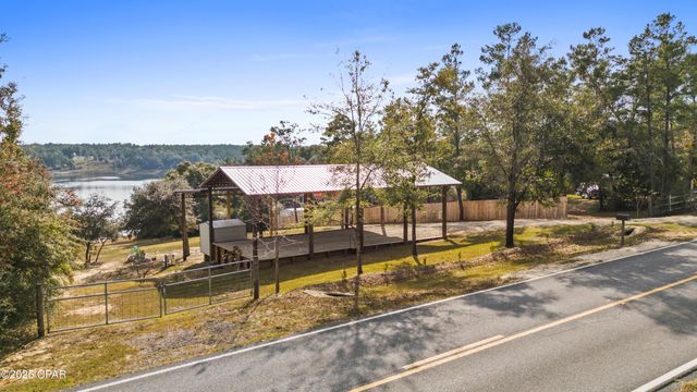 2759 Rolling Pines Road, Chipley, FL 32428