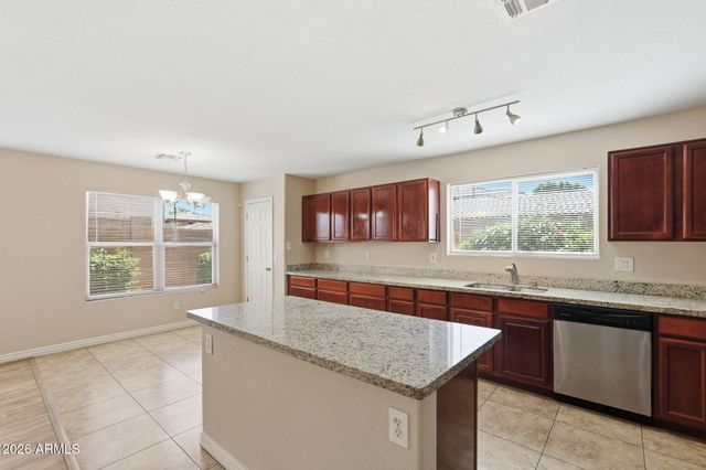 422 W REDWOOD Drive, Chandler, AZ 85248