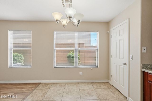 422 W REDWOOD Drive, Chandler, AZ 85248