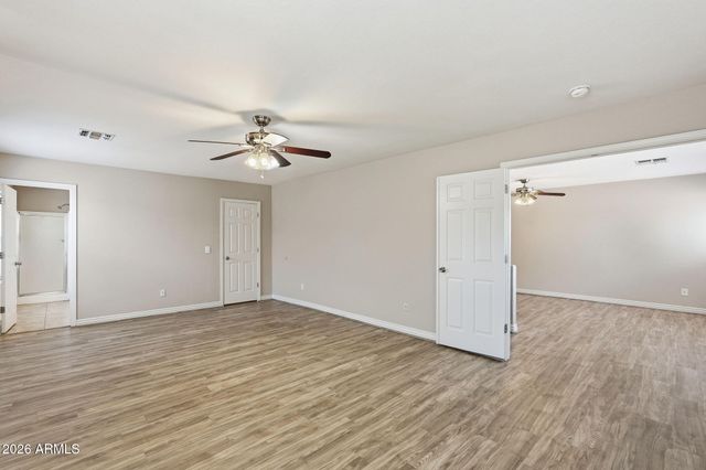 422 W REDWOOD Drive, Chandler, AZ 85248