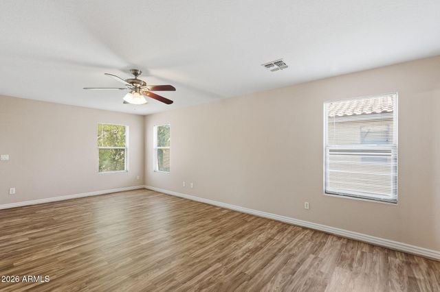 422 W REDWOOD Drive, Chandler, AZ 85248