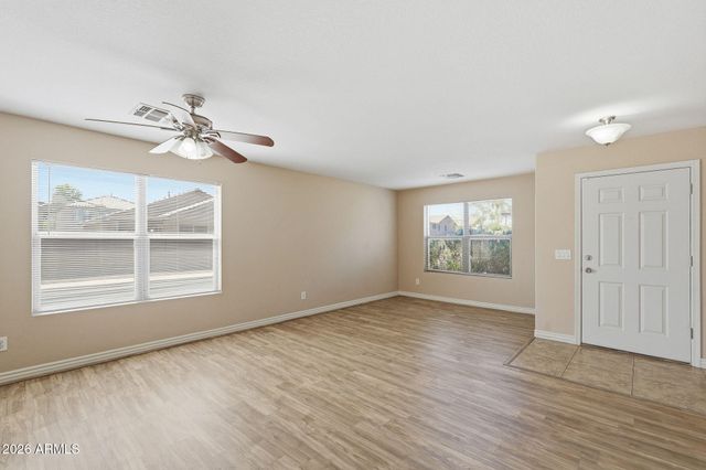 422 W REDWOOD Drive, Chandler, AZ 85248