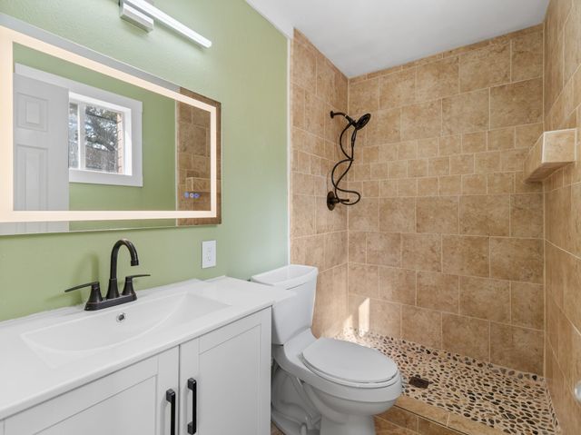 2005 Candlewood Drive, Bay City, TX 77414