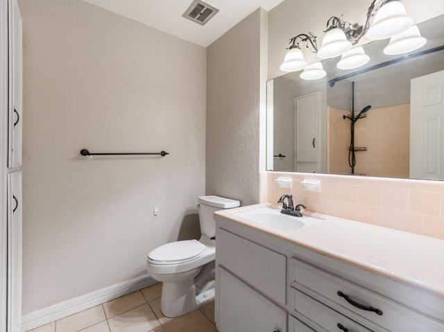 2005 Candlewood Drive, Bay City, TX 77414