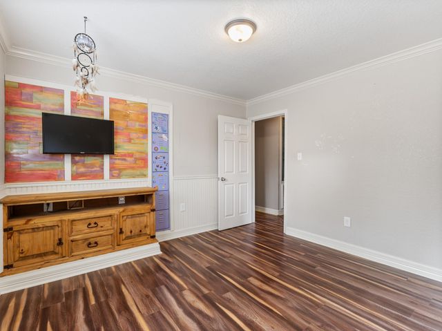 2005 Candlewood Drive, Bay City, TX 77414