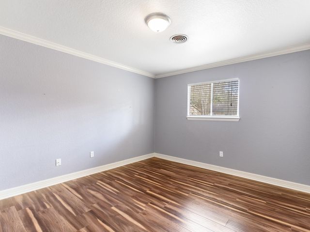 2005 Candlewood Drive, Bay City, TX 77414