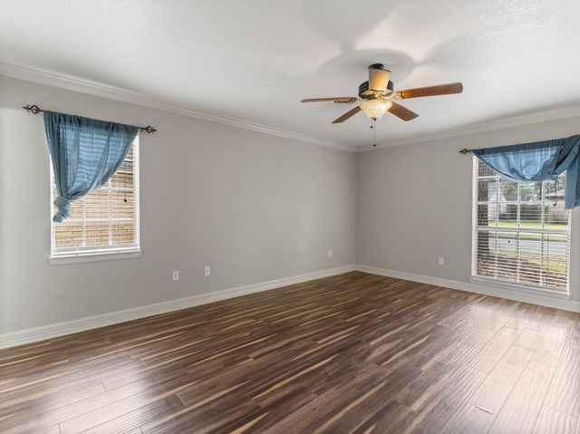 2005 Candlewood Drive, Bay City, TX 77414