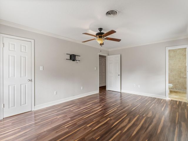 2005 Candlewood Drive, Bay City, TX 77414