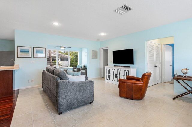 1015 Ingraham Avenue 2, Delray Beach, FL 33483
