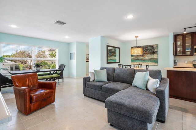 1015 Ingraham Avenue 2, Delray Beach, FL 33483