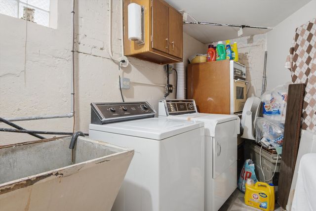 6111 W 55th Street, Chicago, IL 60638