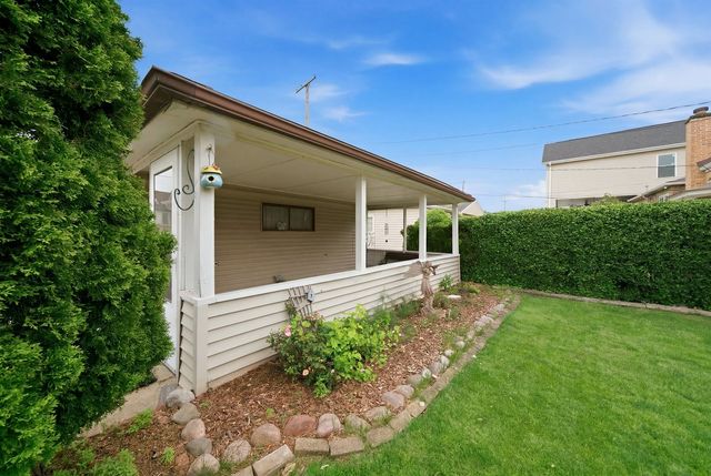 6111 W 55th Street, Chicago, IL 60638