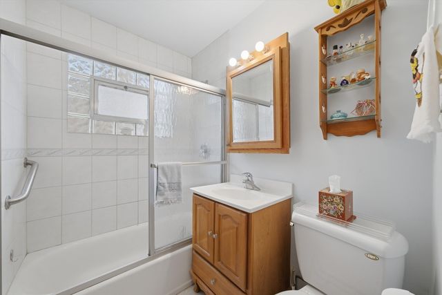 6111 W 55th Street, Chicago, IL 60638