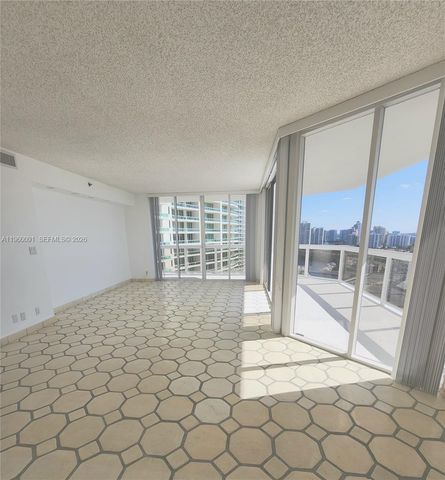 20185 E Country Club Dr 2505, Aventura, FL 33180