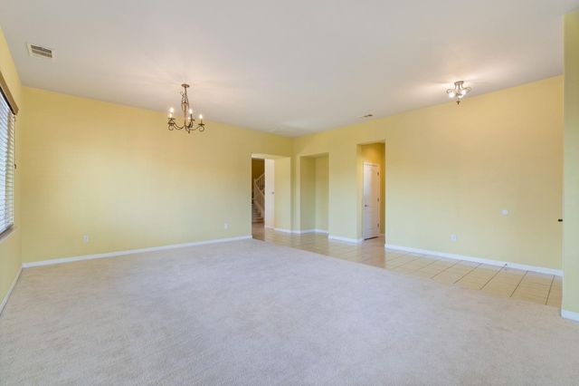 9281 Panoz Ct, Patterson, CA 95363