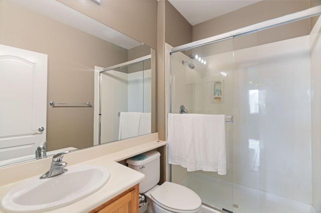 9281 Panoz Ct, Patterson, CA 95363