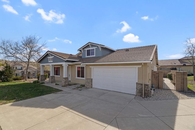 9281 Panoz Ct, Patterson, CA 95363