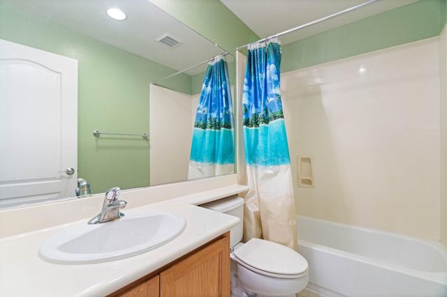 9281 Panoz Ct, Patterson, CA 95363
