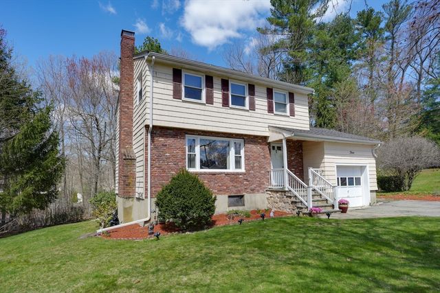 3 Marie Cir, Burlington, MA 01803
