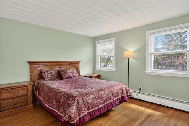 3 Marie Cir, Burlington, MA 01803