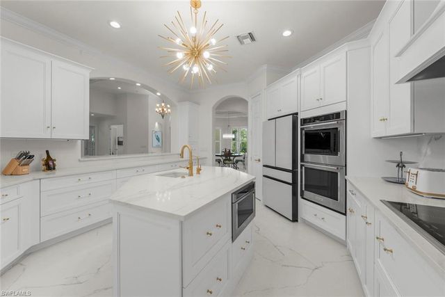 2302 Wulfert RD, Sanibel, FL 33957