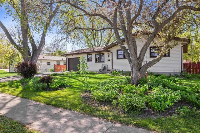1125 Wheeler Road, Madison, WI 53704