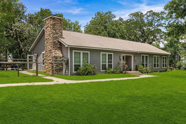 234 El Dorado Drive, Livingston, TX 77351