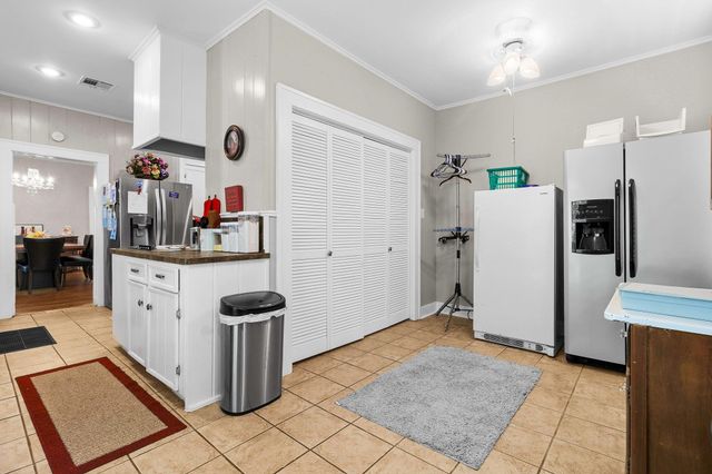 234 El Dorado Drive, Livingston, TX 77351