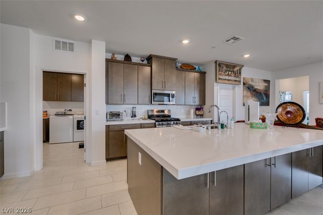 1508 Luca Mountain Lane, Henderson, NV 89011
