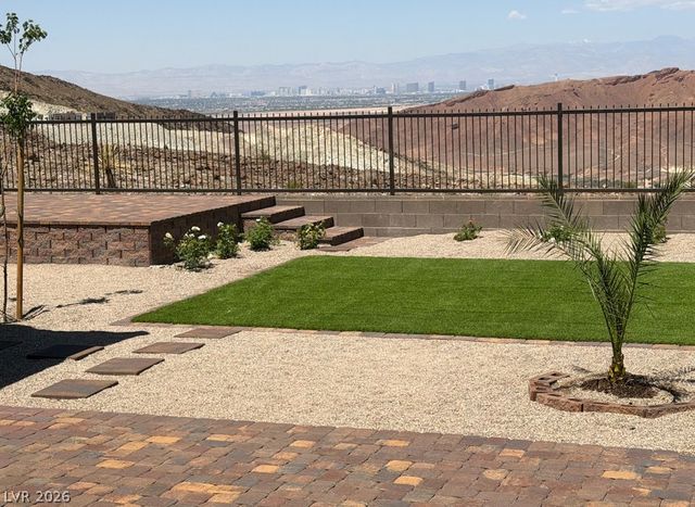 1508 Luca Mountain Lane, Henderson, NV 89011