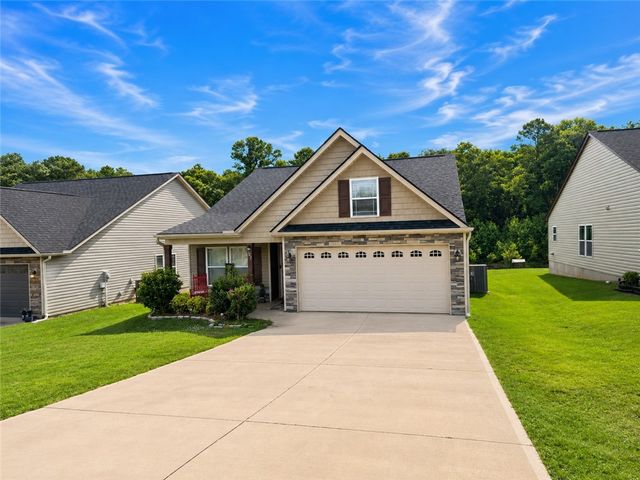 107 Longshore Drive, Belton, SC 29627