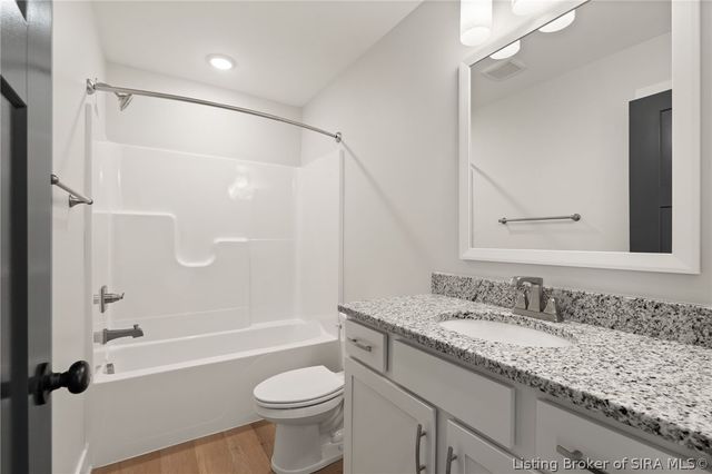 3057 Bridlewood Lane Lot 215, New Albany, IN 47150