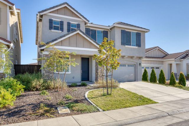 7065 Lakehaven Dr, Roseville, CA 95747