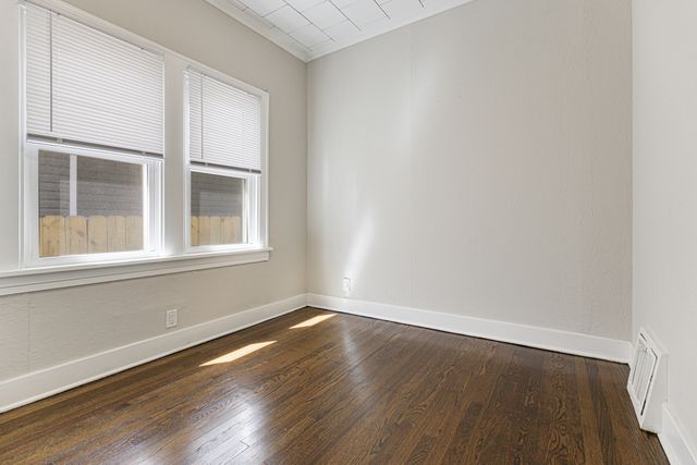 3005 Commercial Avenue, Chicago Heights, IL 60411